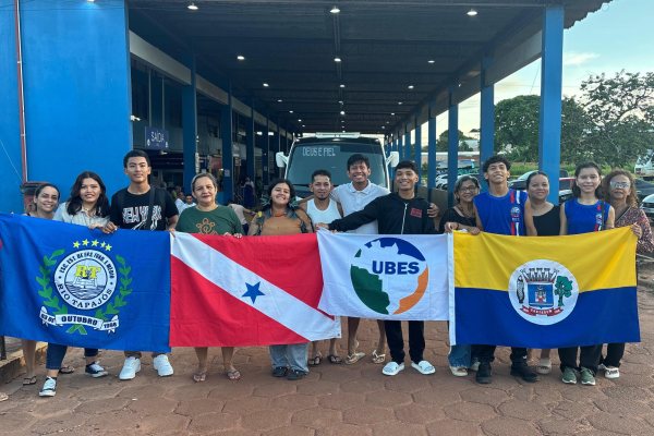 Estudantes de Santarém destacam-se em congresso nacional sobre educação pública em São Paulo