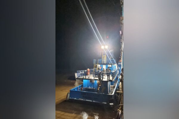 Naufrágio de Balsa no Rio Amazonas Próximo a Santarém Deixa um Ferido e Marinha Investiga Causas