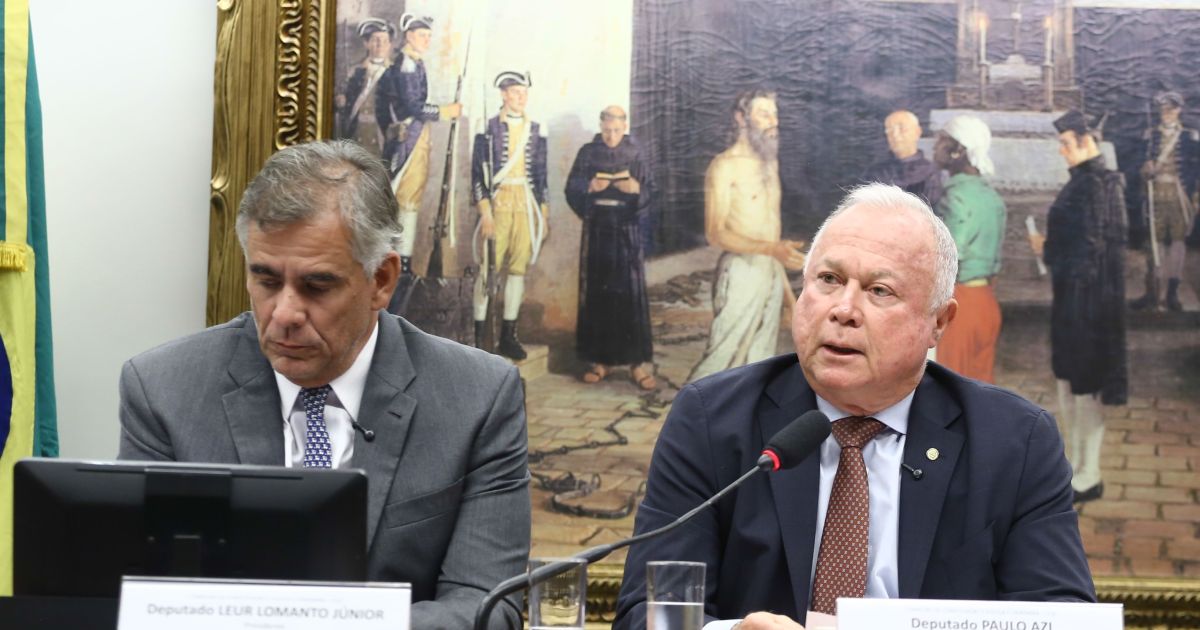 Lula Defende Fim da Escala 6×1 em Inserções do PT na TV