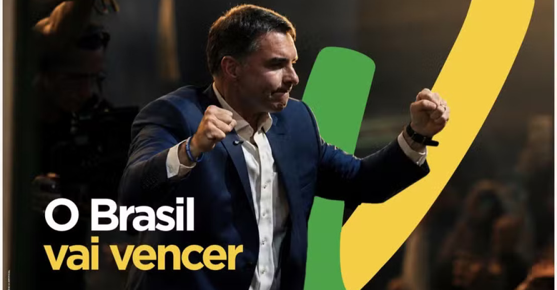 Flávio Bolsonaro Reorganiza Estratégia Política com Novo Marqueteiro e Foco nos Evangélicos