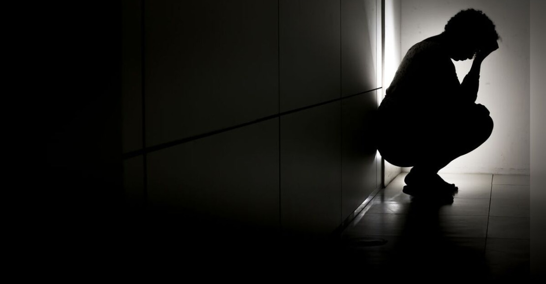 Profissionais de Saúde Alertam para Riscos de Suicídio Associados a Apostas Virtuais