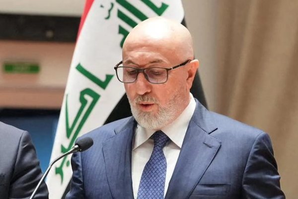 Parlamento Iraquiano Elege Novo Presidente Após Longo Impasse Político