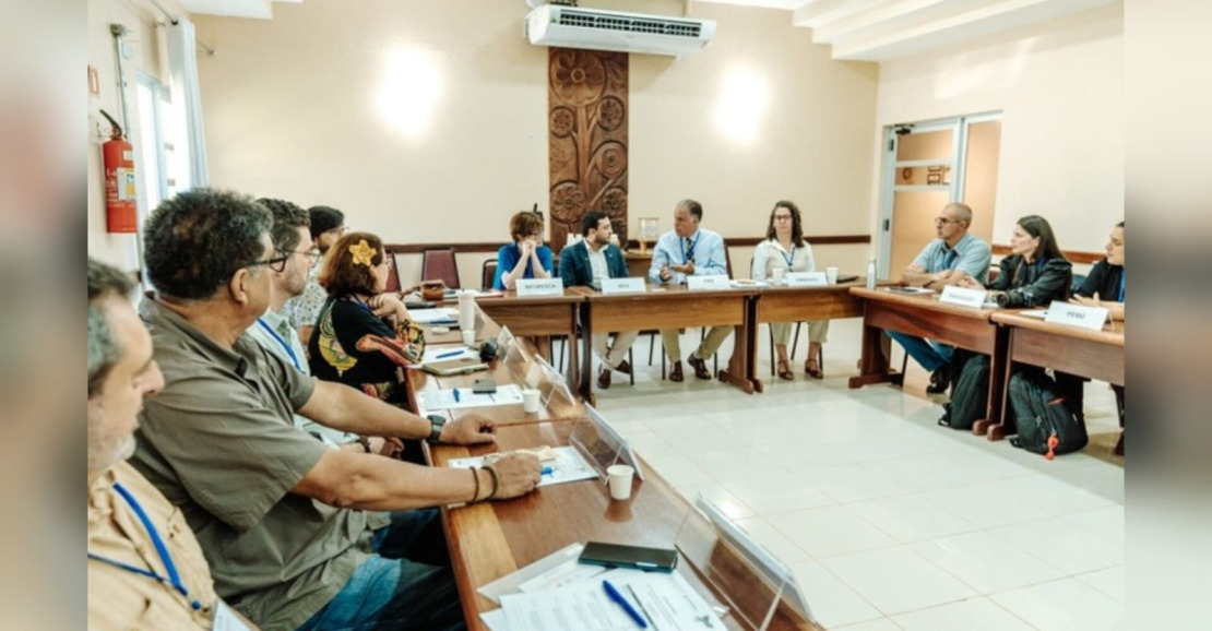 Ministro da Pesca discute cultivo sustentável de tambaqui e pirarucu em Alter do Chão