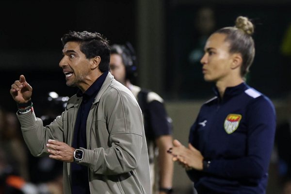 Abel Ferreira Critica Calendário do Futebol Brasileiro Antes da Final do Paulistão
