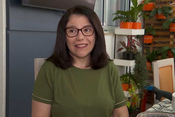 Farmacêutica de Ribeirão Preto enfrenta ELA após sinais alarmantes no sono